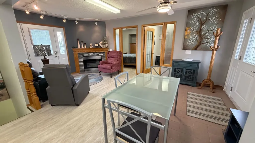 307 4th Avenue Hanna AB T0J1P0