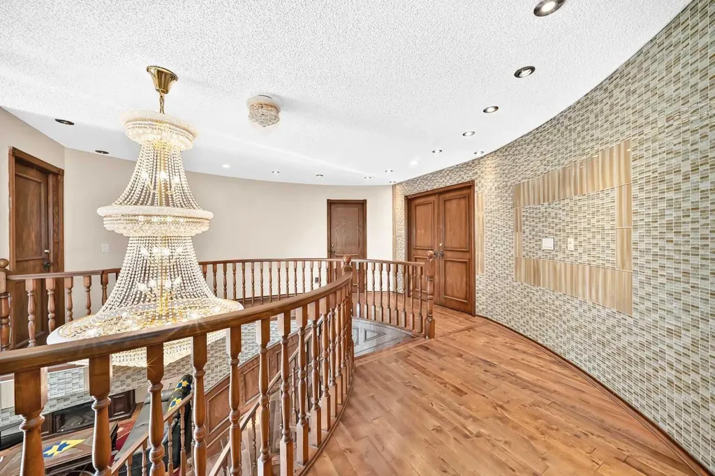 204 Deer Ridge Way SE Calgary AB T2J 5Y6