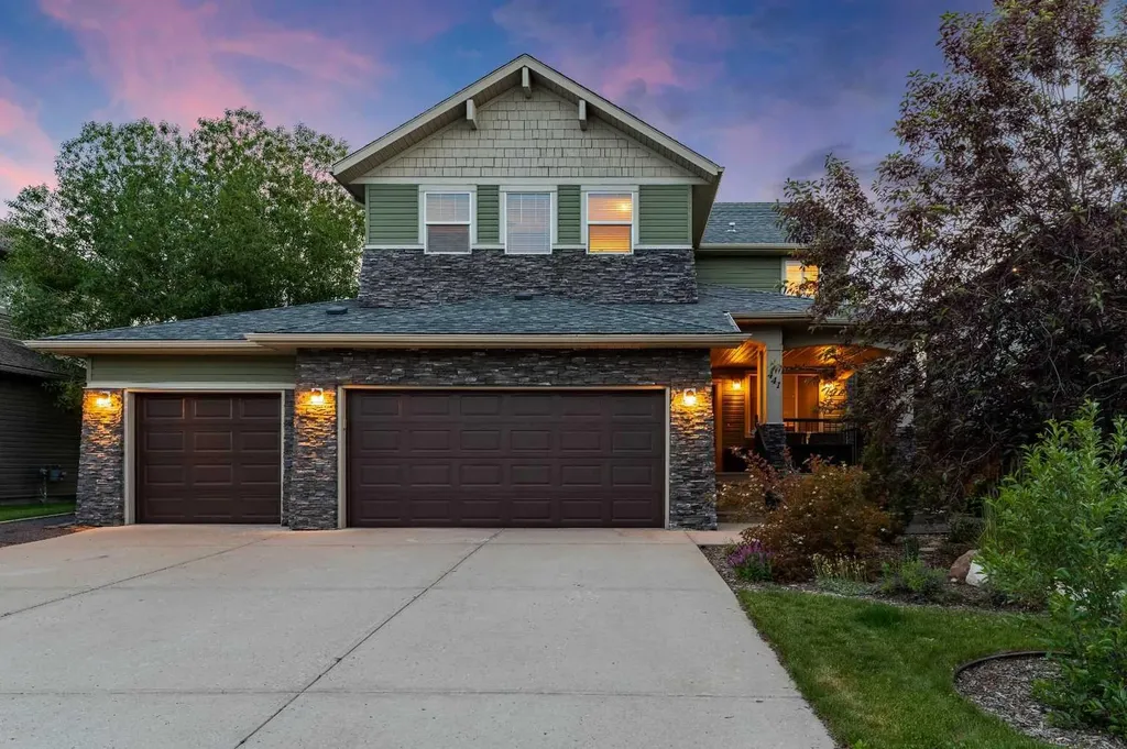 441 Boulder Creek Way SE Langdon AB T0J 1X3