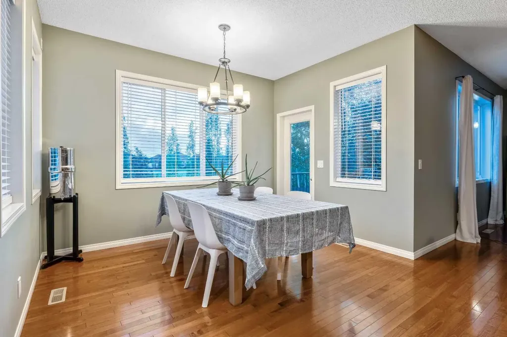 441 Boulder Creek Way SE Langdon AB T0J 1X3