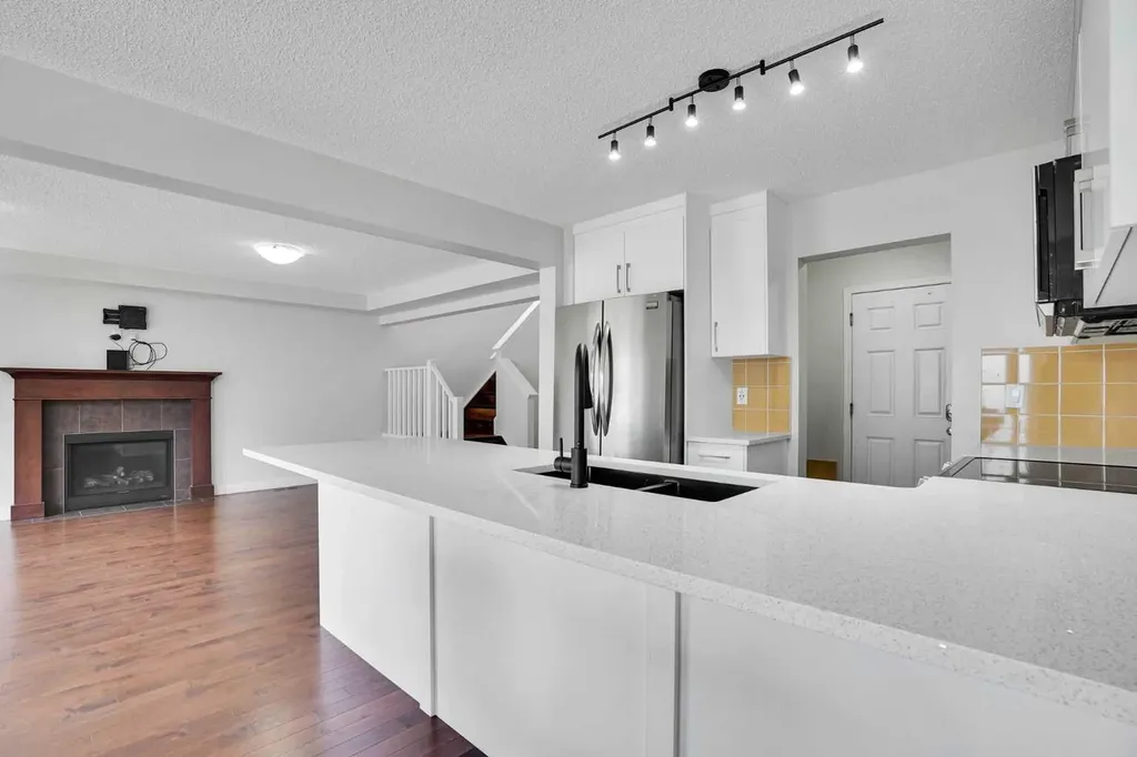 209 Windford Park SW Airdrie AB T4B 4E9