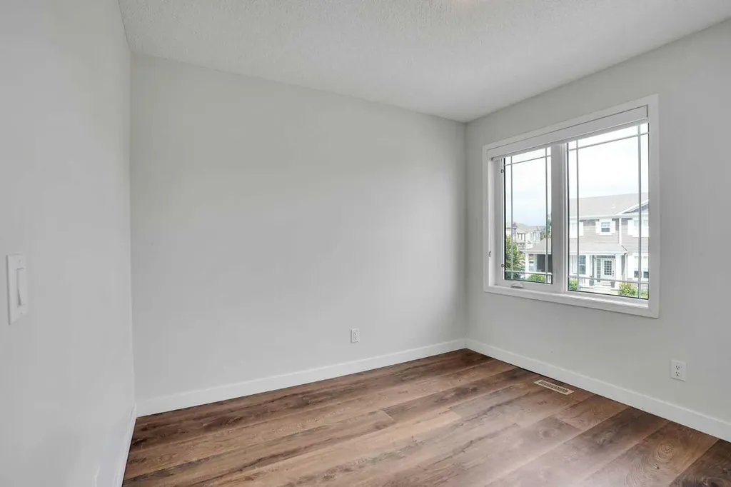 209 Windford Park SW Airdrie AB T4B 4E9