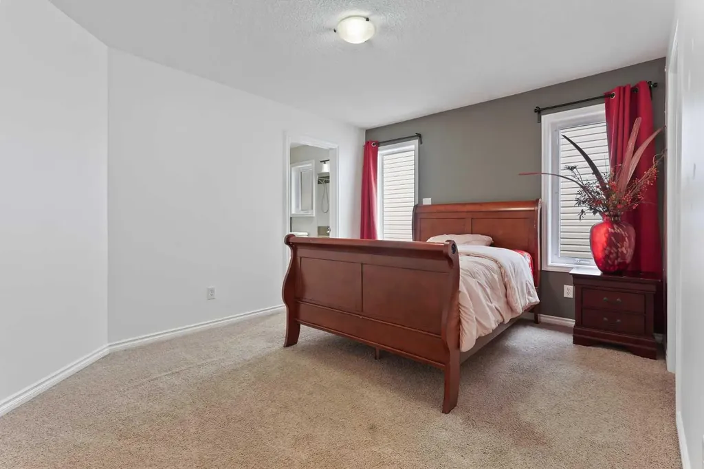 432 Firelight Point W Lethbridge AB T1J5B4