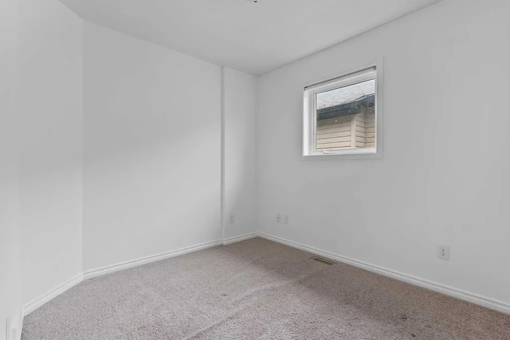432 Firelight Point W Lethbridge AB T1J5B4