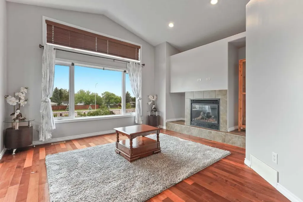 432 Firelight Point W Lethbridge AB T1J5B4