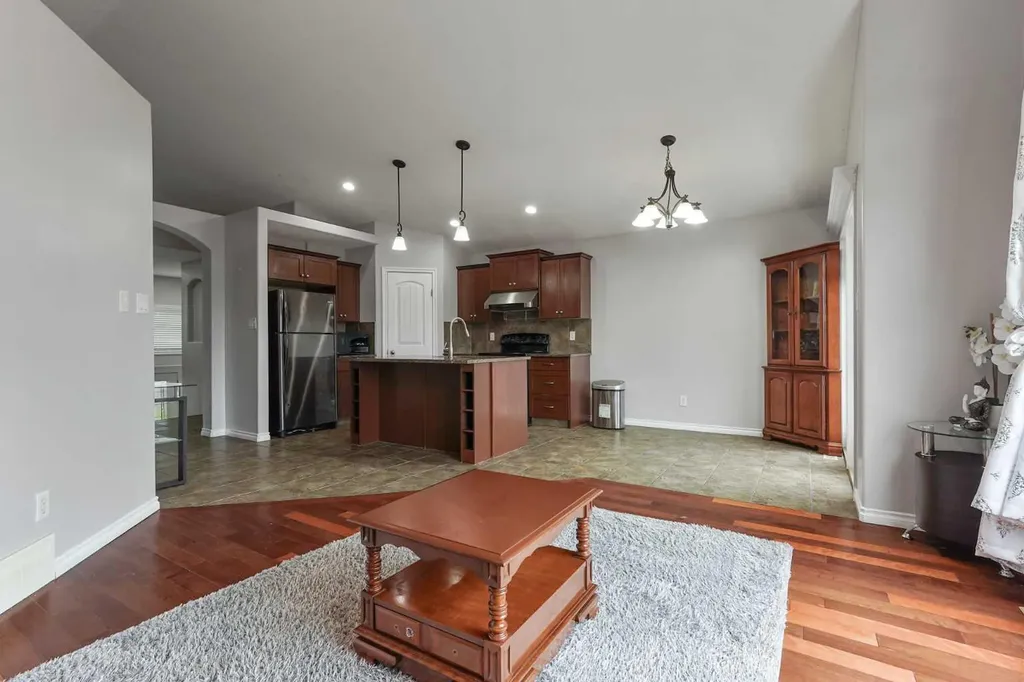 432 Firelight Point W Lethbridge AB T1J5B4