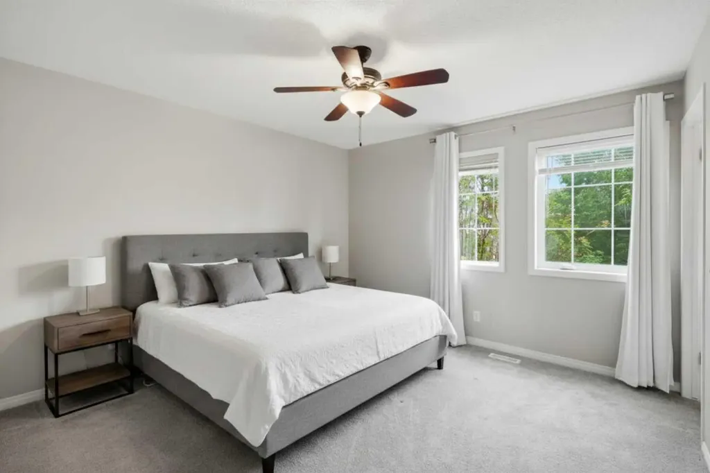 72 Auburn Bay Boulevard SE Calgary AB T3M 0V7