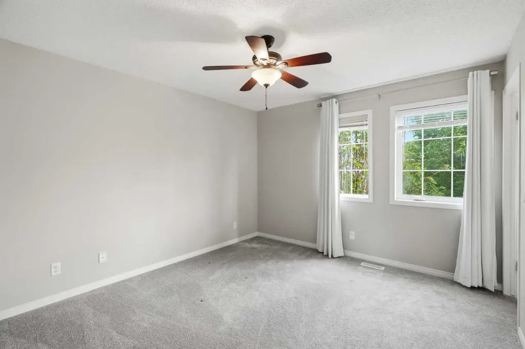 72 Auburn Bay Boulevard SE Calgary AB T3M 0V7