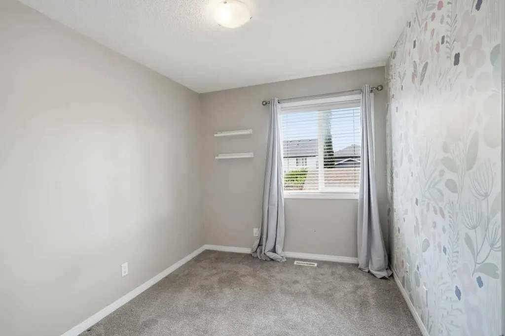 72 Auburn Bay Boulevard SE Calgary AB T3M 0V7