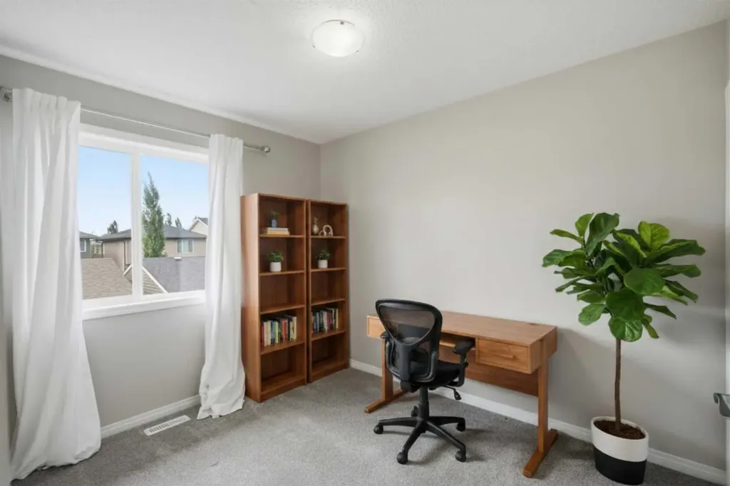 72 Auburn Bay Boulevard SE Calgary AB T3M 0V7