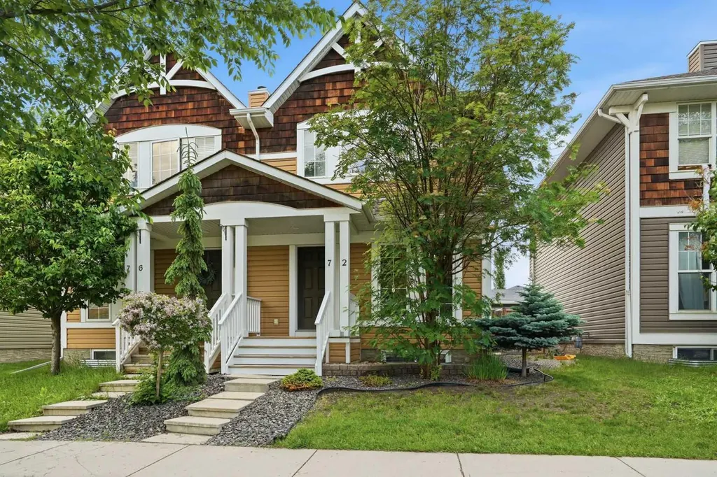 72 Auburn Bay Boulevard SE Calgary AB T3M 0V7