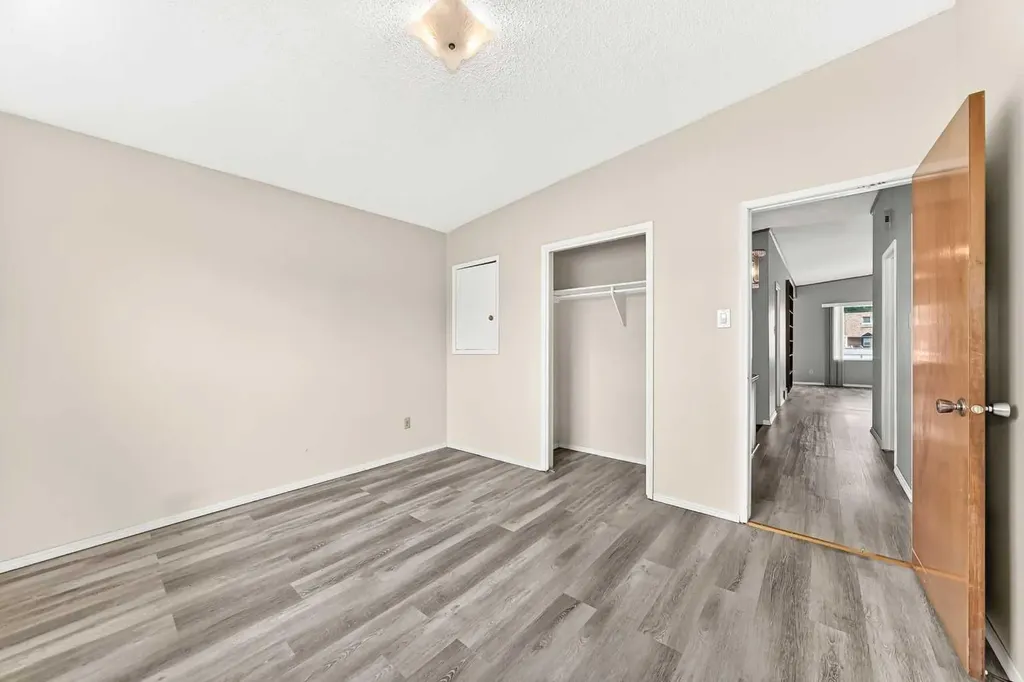 6329 Centre Street NW Calgary AB T2K0V3