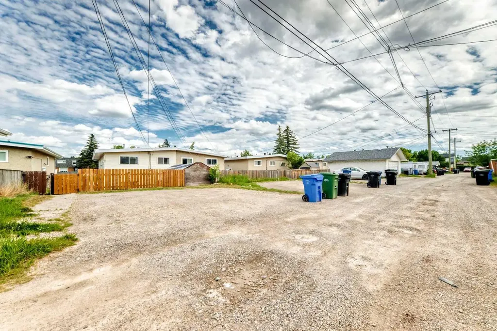 6329 Centre Street NW Calgary AB T2K0V3