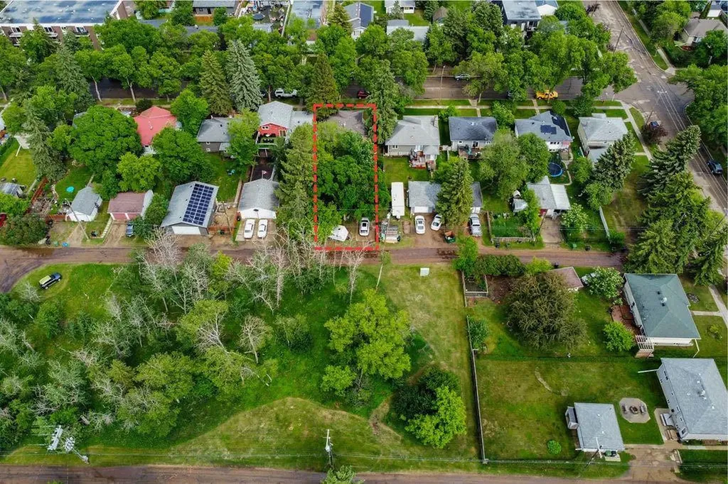 4710 47 Street Camrose AB T4V 1J5