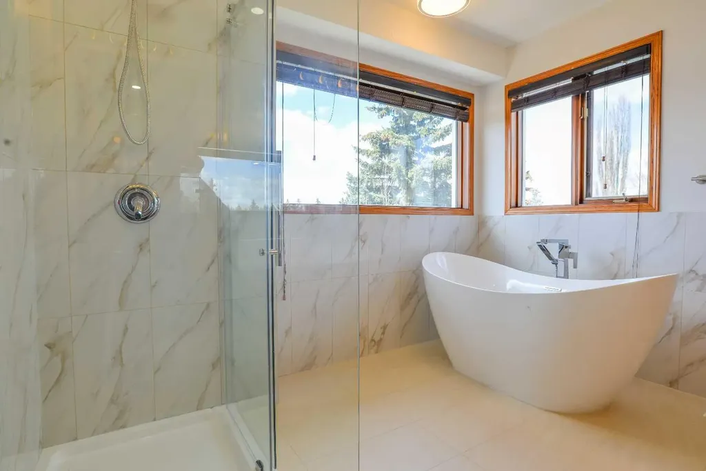 393 Hawktree Circle NW Calgary AB T3G 2X9