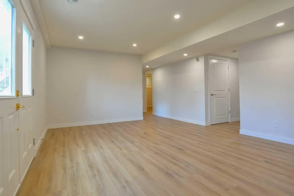 393 Hawktree Circle NW Calgary AB T3G 2X9