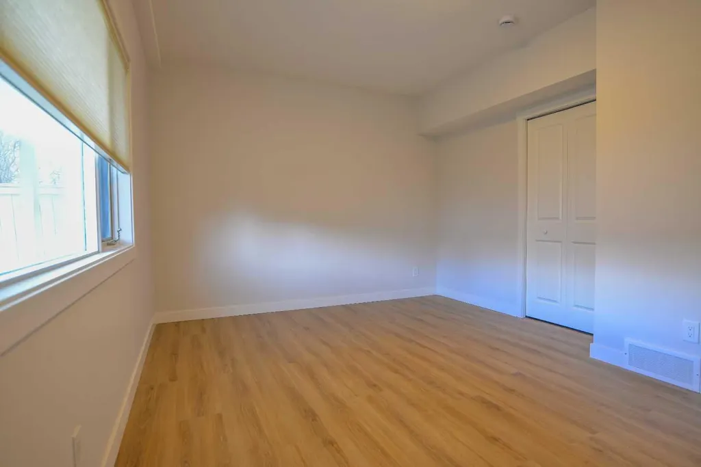 393 Hawktree Circle NW Calgary AB T3G 2X9