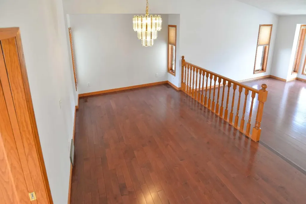 393 Hawktree Circle NW Calgary AB T3G 2X9