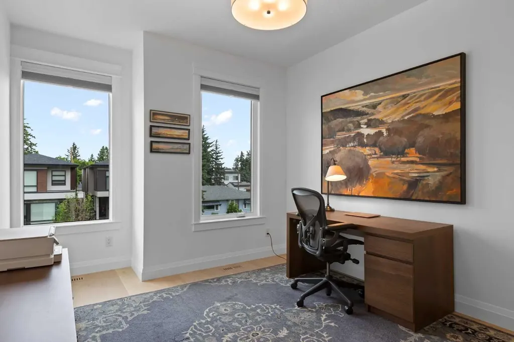 3515 7 Avenue SW Calgary AB T3C0C9
