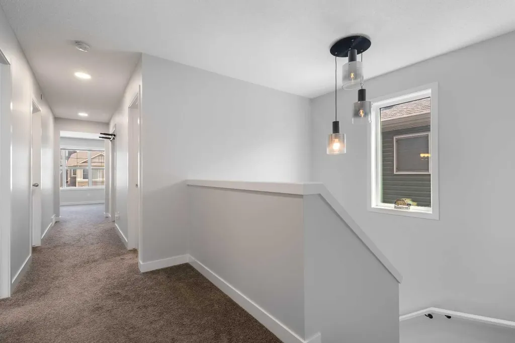 47 Lucas Terrace NW Calgary AB T3P 1P9