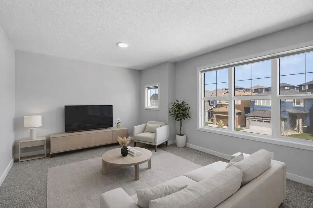 47 Lucas Terrace NW Calgary AB T3P 1P9