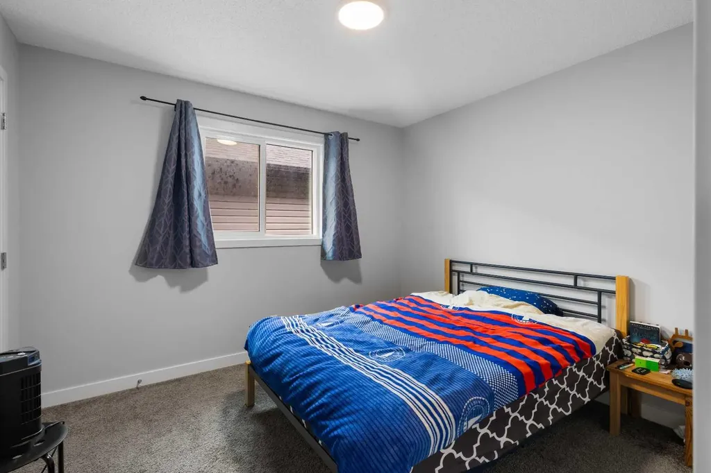 47 Lucas Terrace NW Calgary AB T3P 1P9