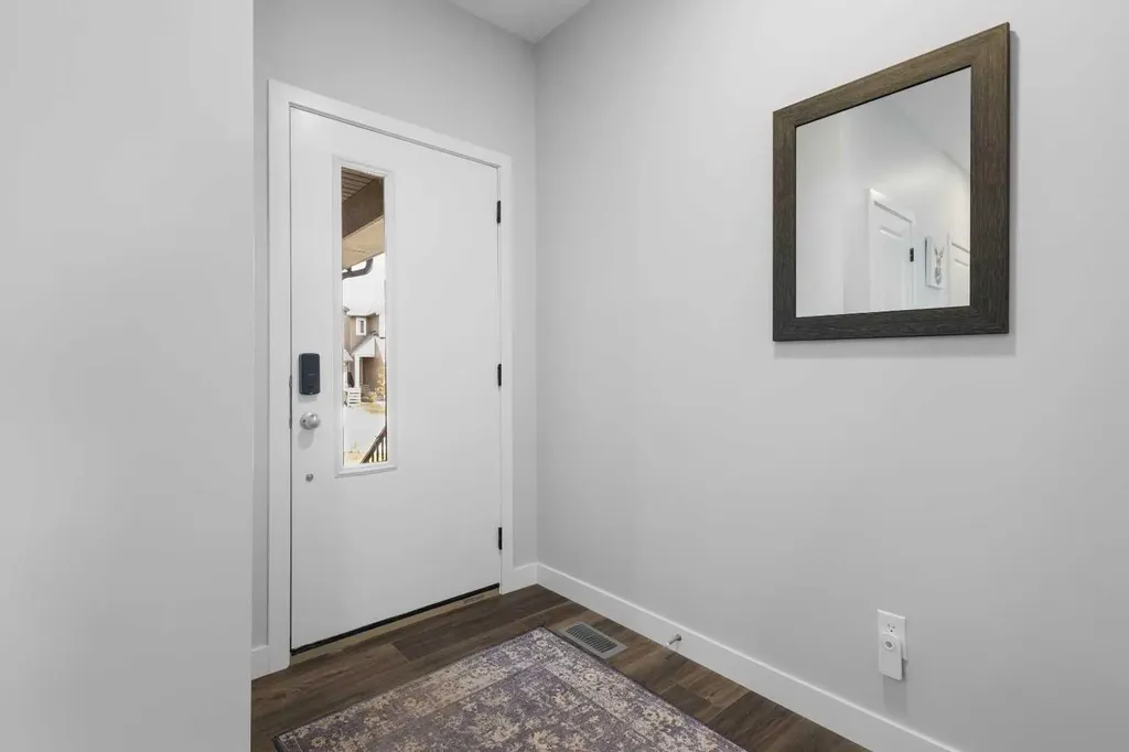 47 Lucas Terrace NW Calgary AB T3P 1P9