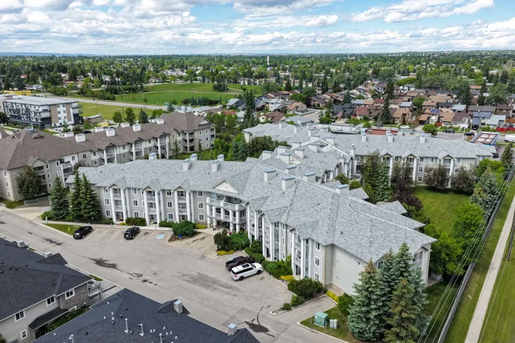 6818 Pinecliff Grove NE Calgary AB T1Y 7L2