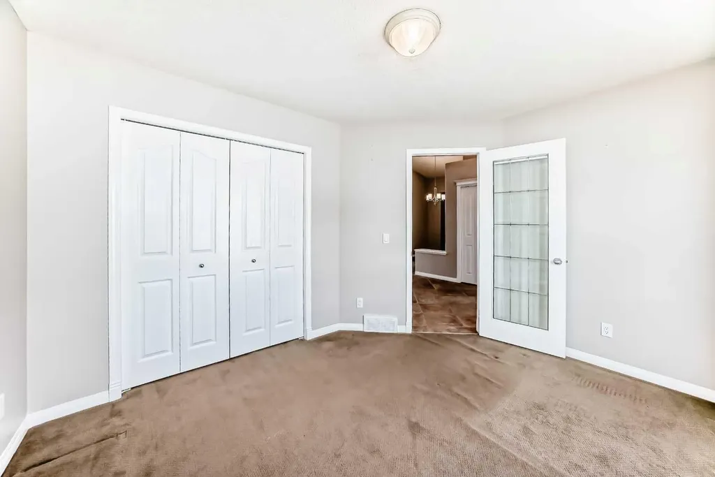 35 Arbour Vista Way NW Calgary AB T3G 4R1