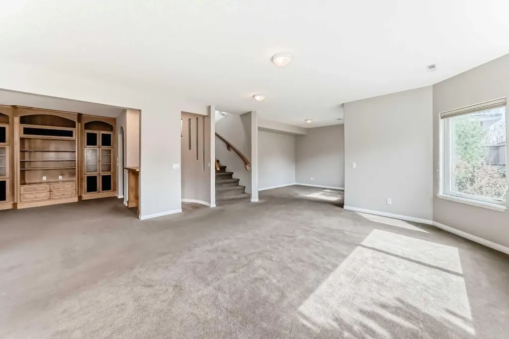 35 Arbour Vista Way NW Calgary AB T3G 4R1