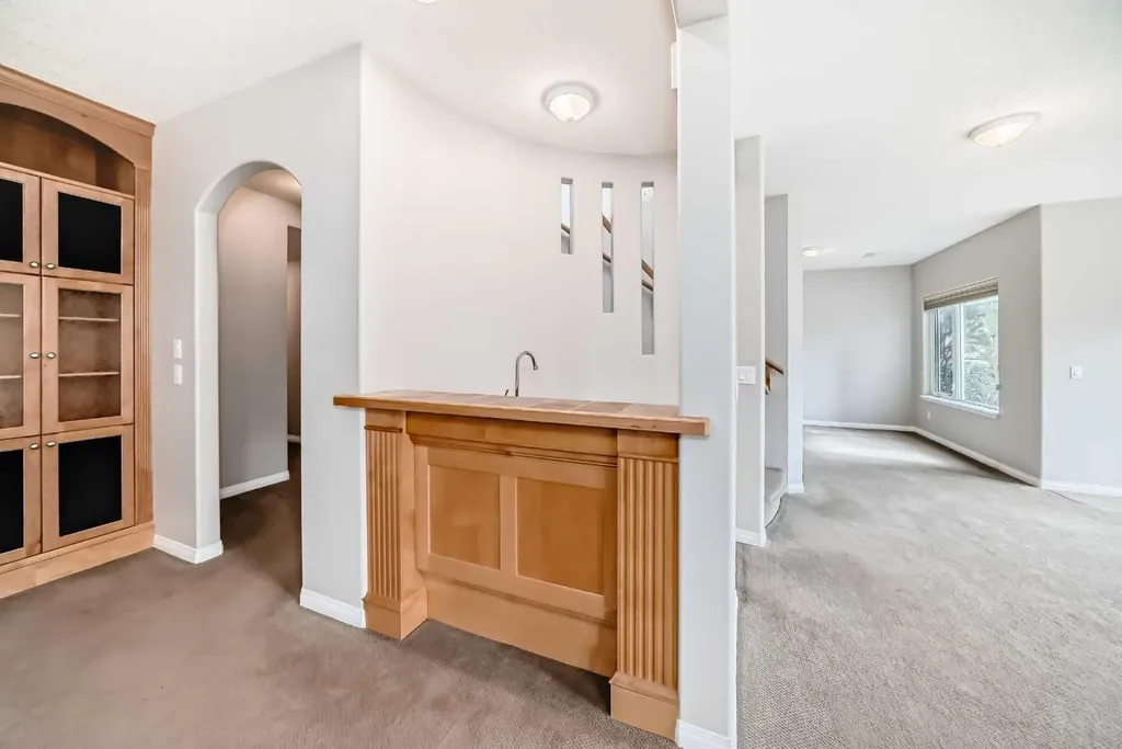 35 Arbour Vista Way NW Calgary AB T3G 4R1