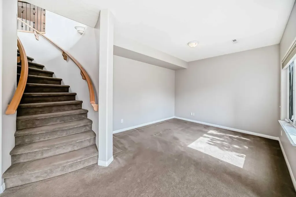 35 Arbour Vista Way NW Calgary AB T3G 4R1