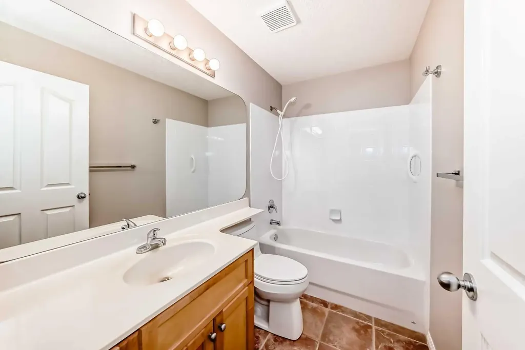 35 Arbour Vista Way NW Calgary AB T3G 4R1