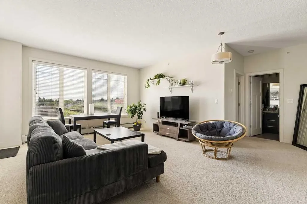 3410 20 Street SW Calgary AB T2S 2L4