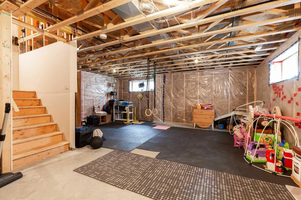867 Miners Boulevard Lethbridge AB T1J5L9