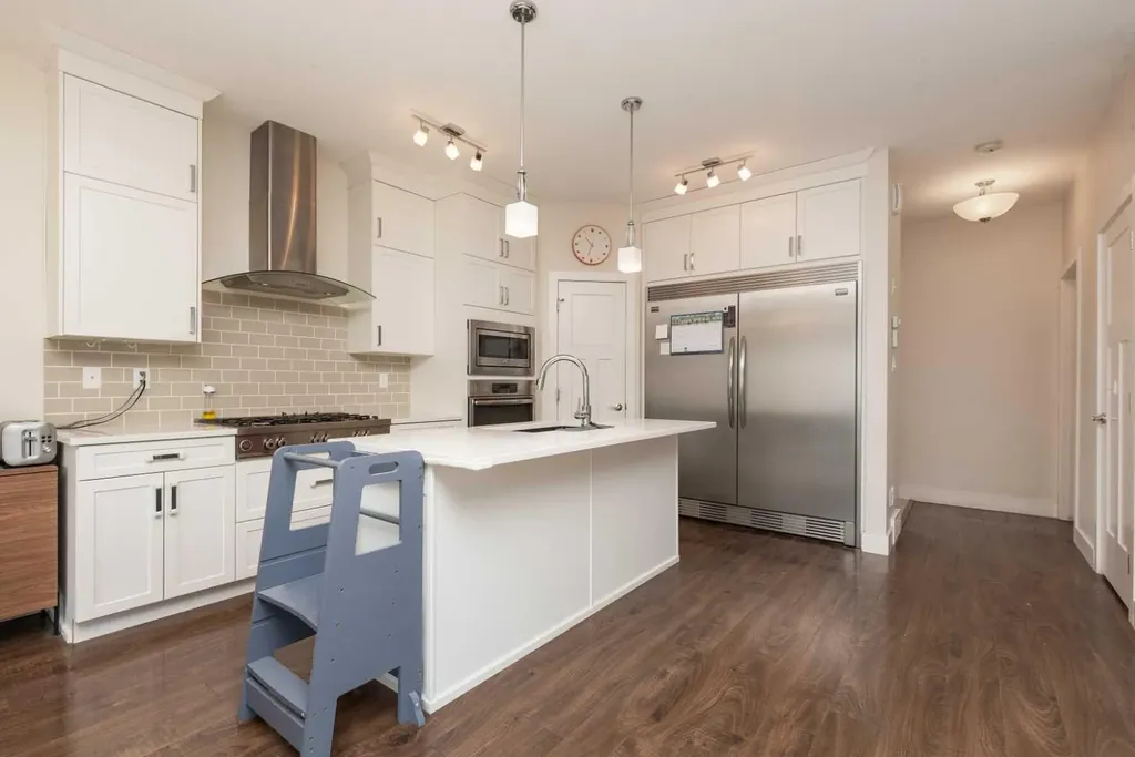 867 Miners Boulevard Lethbridge AB T1J5L9