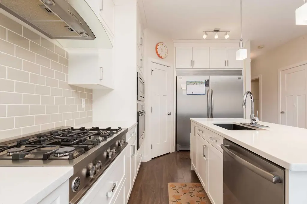 867 Miners Boulevard Lethbridge AB T1J5L9