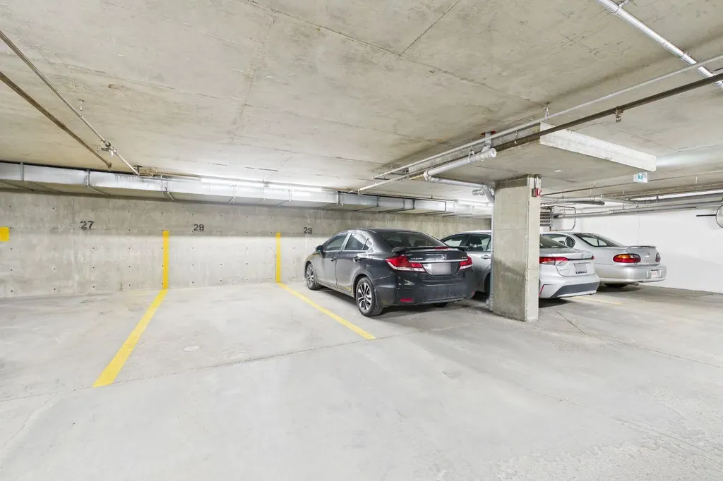 2371 Eversyde Avenue SW Calgary AB T2Y 4S3