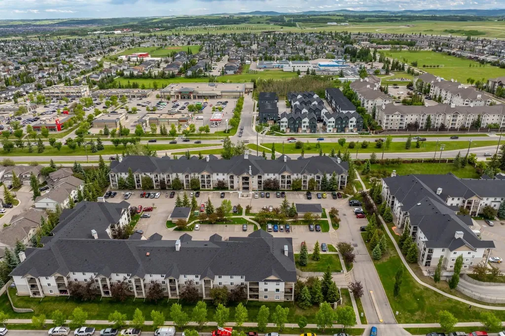 2371 Eversyde Avenue SW Calgary AB T2Y 4S3