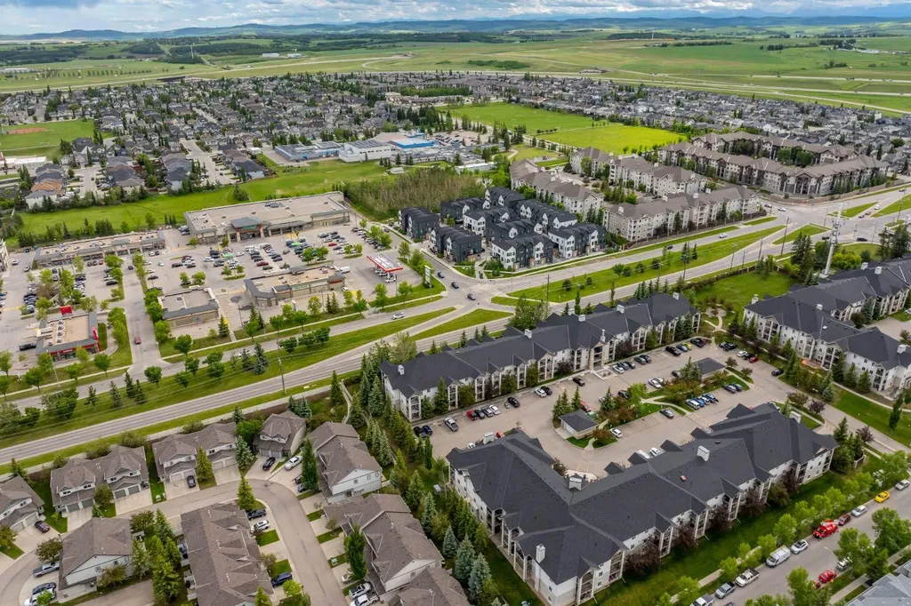 2371 Eversyde Avenue SW Calgary AB T2Y 4S3