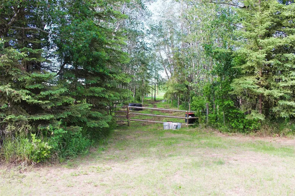 38532 Range Road 243 Rural Lacombe County AB T0C 0Y0