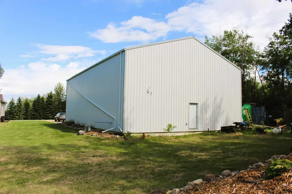 38532 Range Road 243 Rural Lacombe County AB T0C 0Y0