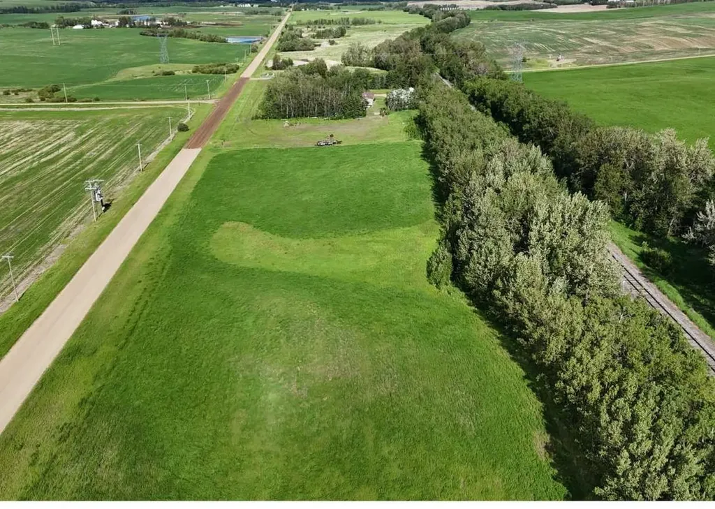 38532 Range Road 243 Rural Lacombe County AB T0C 0Y0