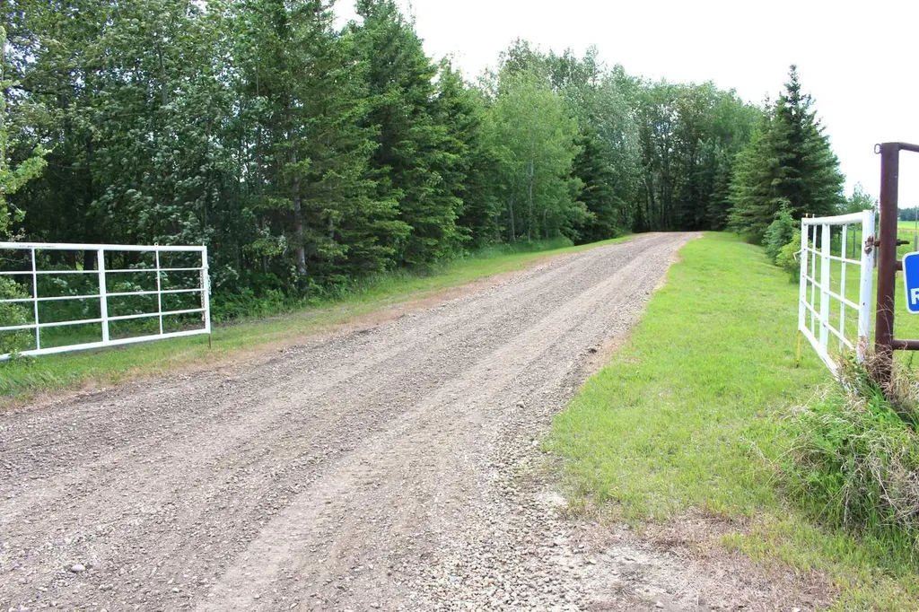 38532 Range Road 243 Rural Lacombe County AB T0C 0Y0
