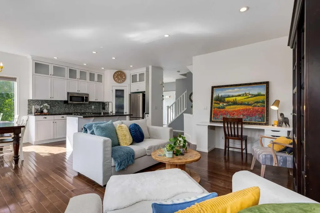 5 Brightonstone Grove SE Calgary AB T2Z 0E1