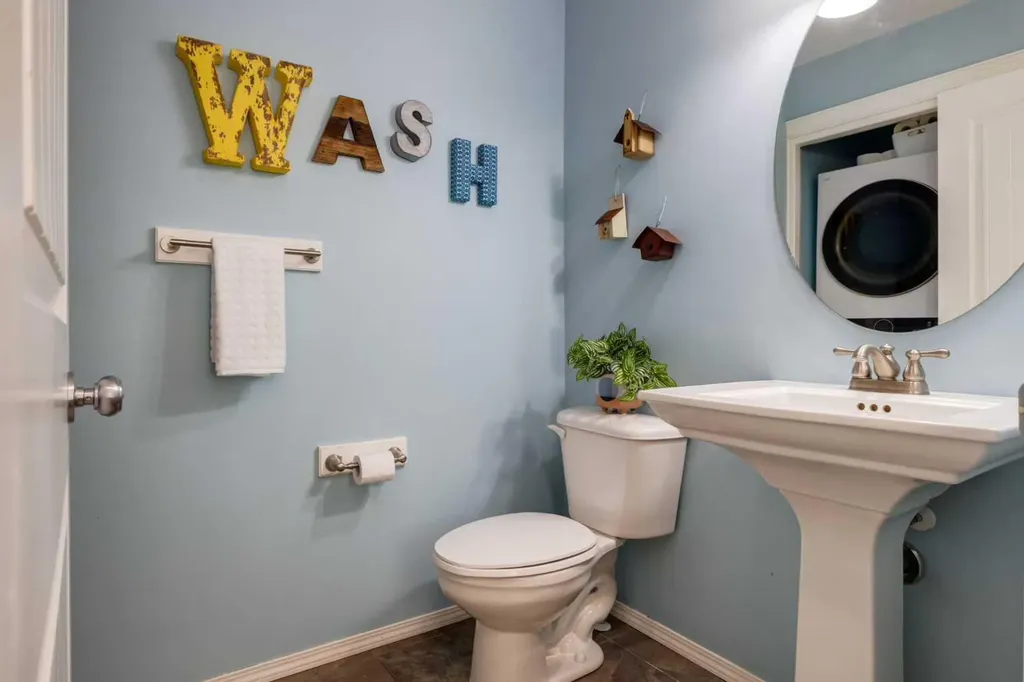 5 Brightonstone Grove SE Calgary AB T2Z 0E1
