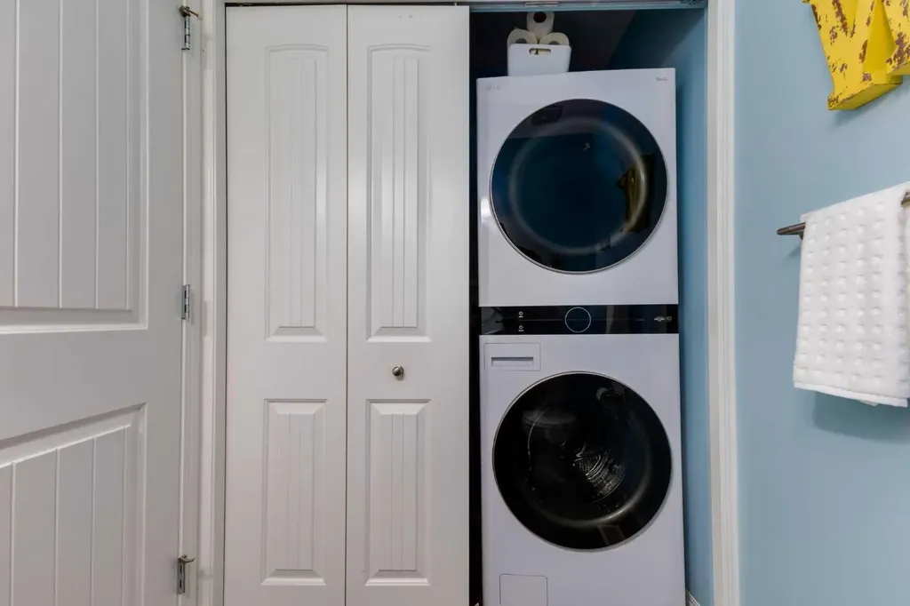 5 Brightonstone Grove SE Calgary AB T2Z 0E1