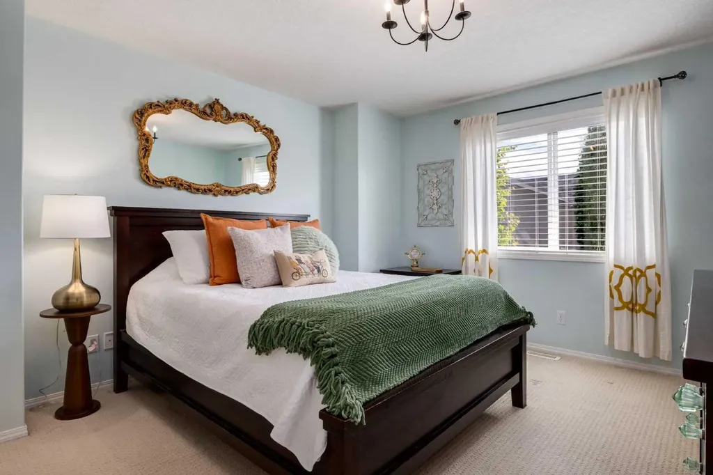 5 Brightonstone Grove SE Calgary AB T2Z 0E1