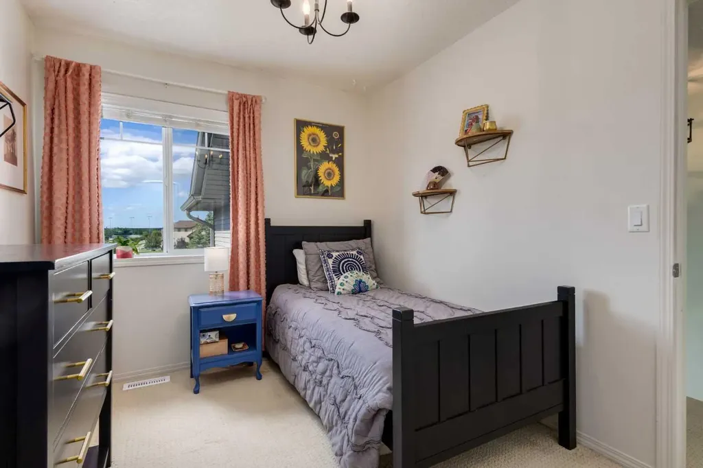 5 Brightonstone Grove SE Calgary AB T2Z 0E1
