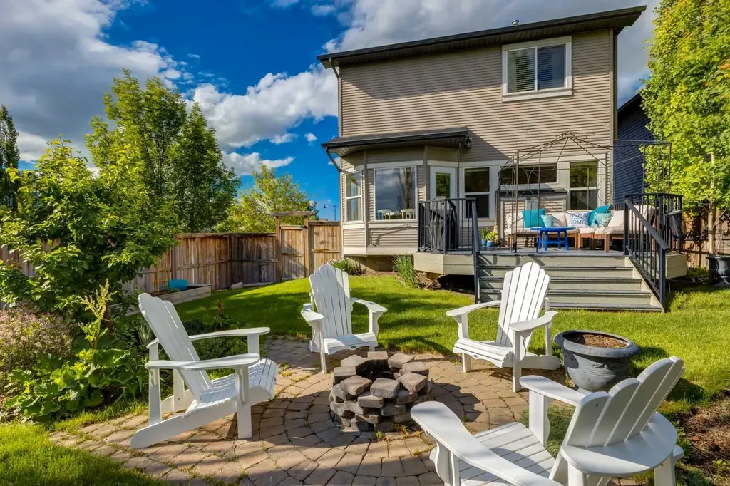 5 Brightonstone Grove SE Calgary AB T2Z 0E1